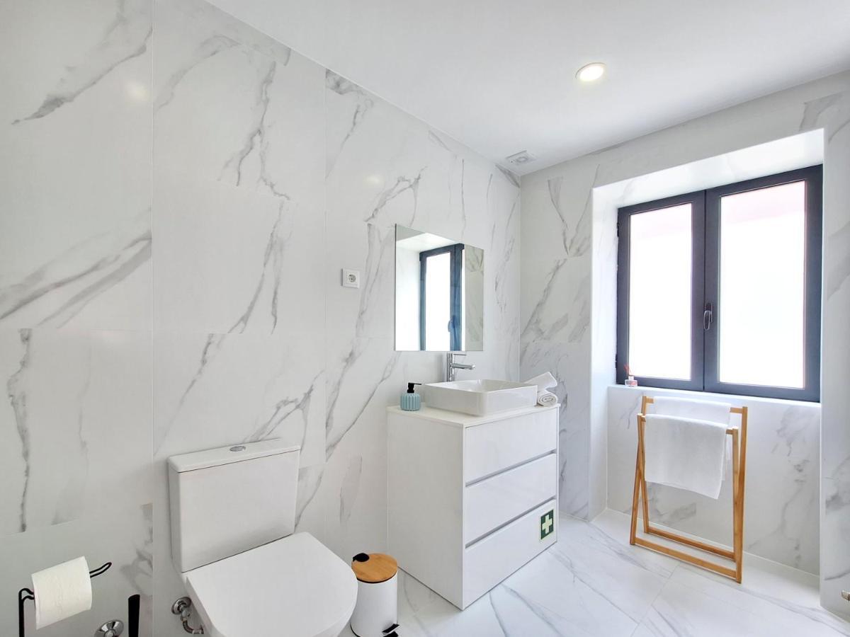 コビリャンTilias Houseアパートメント エクステリア 写真